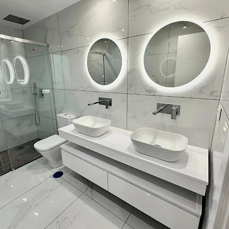 Mi Capricho B12 -luxury Beachfront Apartment- Costa Del Sol Apartment Sitio de Calahonda