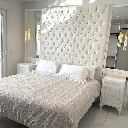 Mi Capricho B12 -luxury Beachfront Apartment- Costa Del Sol